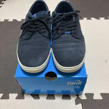 LAKAI GRIFFIN XLK NAVY SUEDE 박스 포함