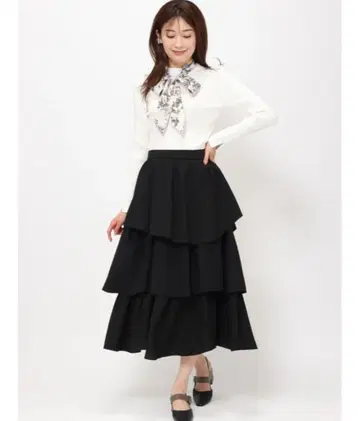 MISCH MASCH 미쉬 매쉬 티어드 롱 스커트