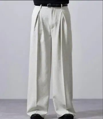 CLEL 린넨 블렌드 3D 턱 슬랙스