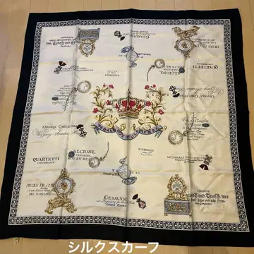 클래식 디자인 스카프 약 85cm x 85cm
