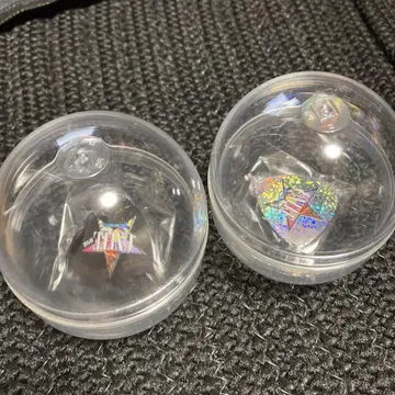 B'z PRESENTS UNITE 가챠가챠 피크 배지 2종 세트