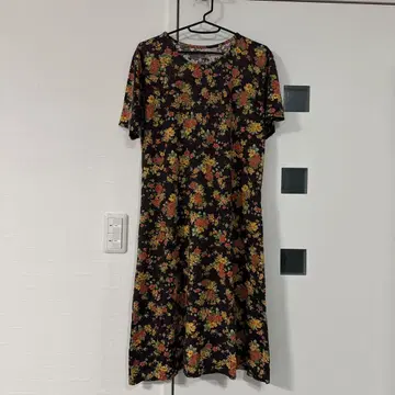 새상품급 꽃무늬 반팔 티셔츠 원피스 꽃무늬 원피스 반팔 원피스 롱 원피스