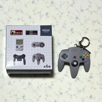 닌텐도 뮤지엄 게임 하드 키링 64