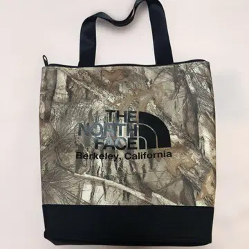 THE NORTH FACE 토트백을 즉시 구매할 수 있습니다.