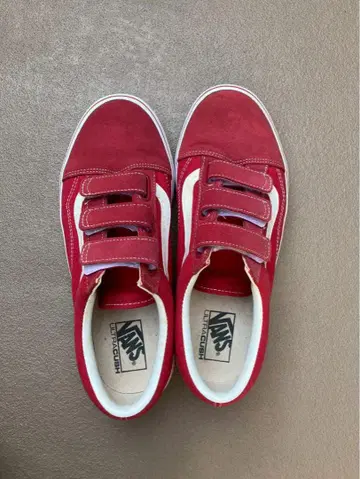 Vans 레드 벨크로 스니커즈