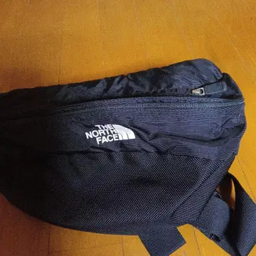 노스페이스 바디백