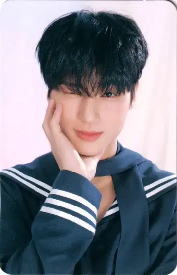 ATEEZ 우영 ANITEEZ in ILLUSION 1/5