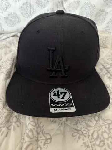 LA 47 CAPTAIN SNAPBACK 블랙 스냅백 캡