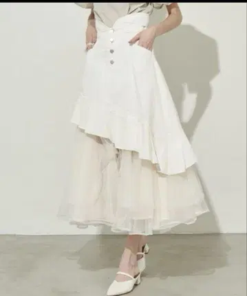 턱 프릴 볼륨 튤 데님 스커트 (화이트)