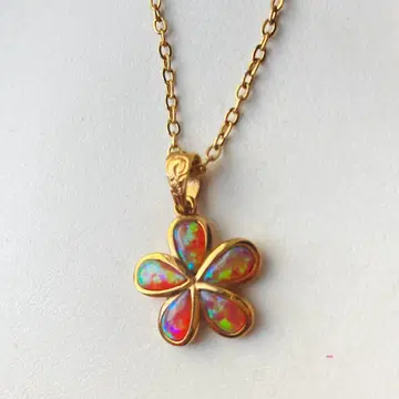 IRIE BEACH 이리에 비치 목걸이 Plumeria opal