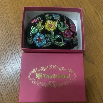 Think Bee! 비즈 자수 멀티 케이스