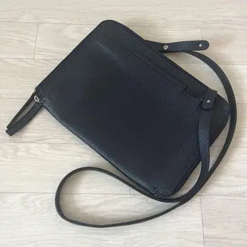 컨디션 최상 프랑코 데시 이탈리아제 주름 가죽 숄더백 여성용