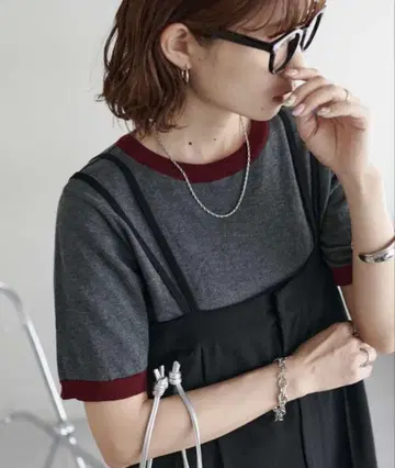 [가격 인하] 니트 스웨터 [WEB 한정판] 배색 반팔 풀오버