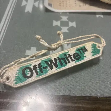 OFF-WHITE 블레스 레드