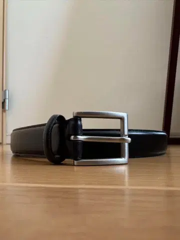 유니클로 메탈 버클 벨트 가죽 벨트 블랙