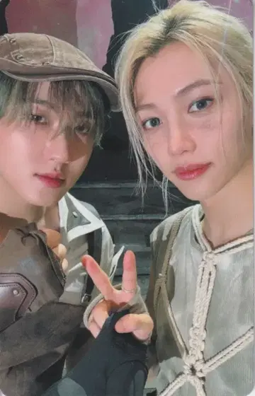 StrayKids FC 한정판 Changbin/FELIX 자이언트