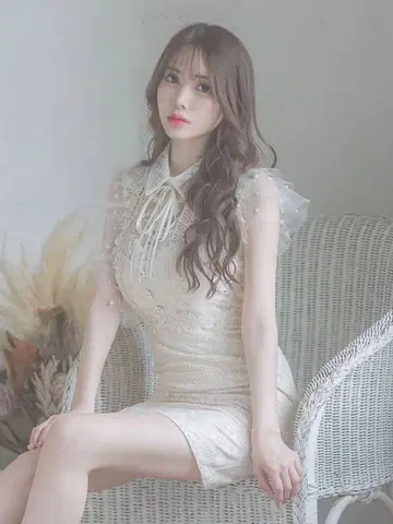 ROBE de FLEURS/로브 드 플뢰르/비쥬 옷깃/플라워 레이스