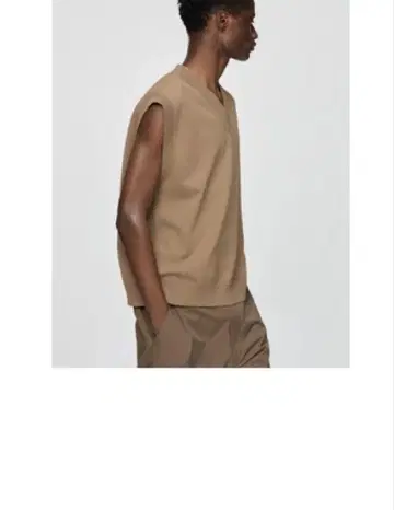 새상품 미사용 택 포함 유니클로 C 니트 베스트 BEIGE L