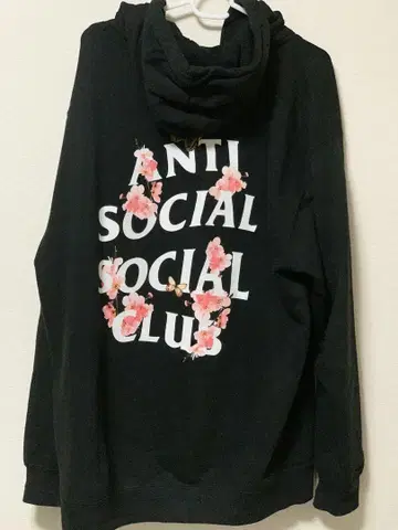 ANTI SOCIAL SOCIAL CLUB 블랙 후드티