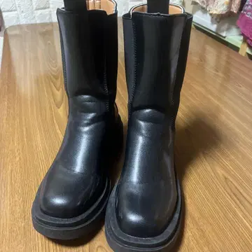사이드 고어 부츠 블랙 통굽, 약간 긴 길이
