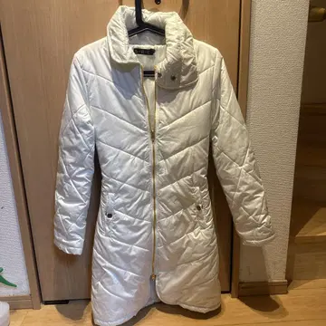 S.H.C. 화이트 퀼팅 다운 자켓