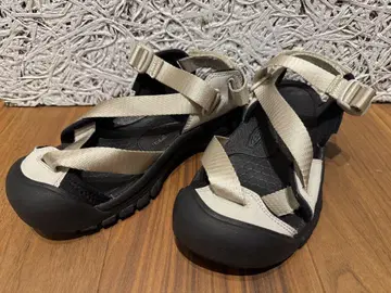 KEEN ZERRAPORT II 실버 23.5cm
