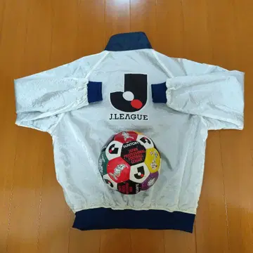 J 리그 축구공 및 나일론 자켓