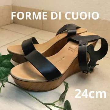 FORME DI CUOIO 통굽 샌들 가죽 스트랩 24cm