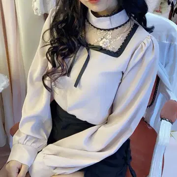 pium 하이넥 레이스 상의 핑크
