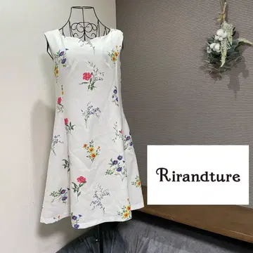 Rirandture 리랜드트루 슬리브리스 원피스 꽃무늬