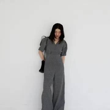 KATRIN TOKYO v neck all-in-one 올인원