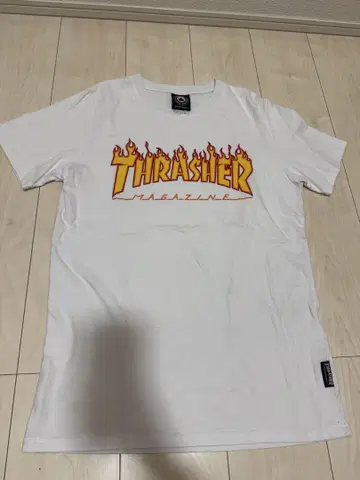 Thrasher 프레임 로고 티셔츠 XL