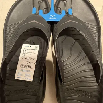 HOKA ONE ONE ORA Recovery Flip 샌들