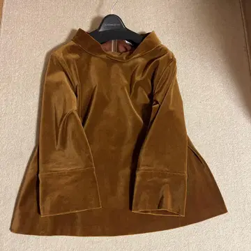 호메오 스타일 벨벳 블라우스 40