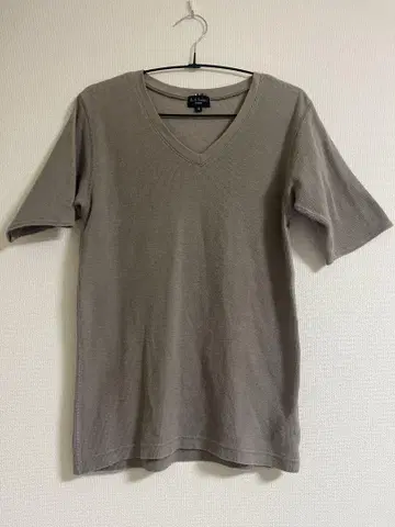 폴스미스 진 V넥 반팔 티셔츠 M 그레이