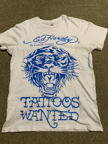 Ed Hardy 티셔츠 M 사이즈