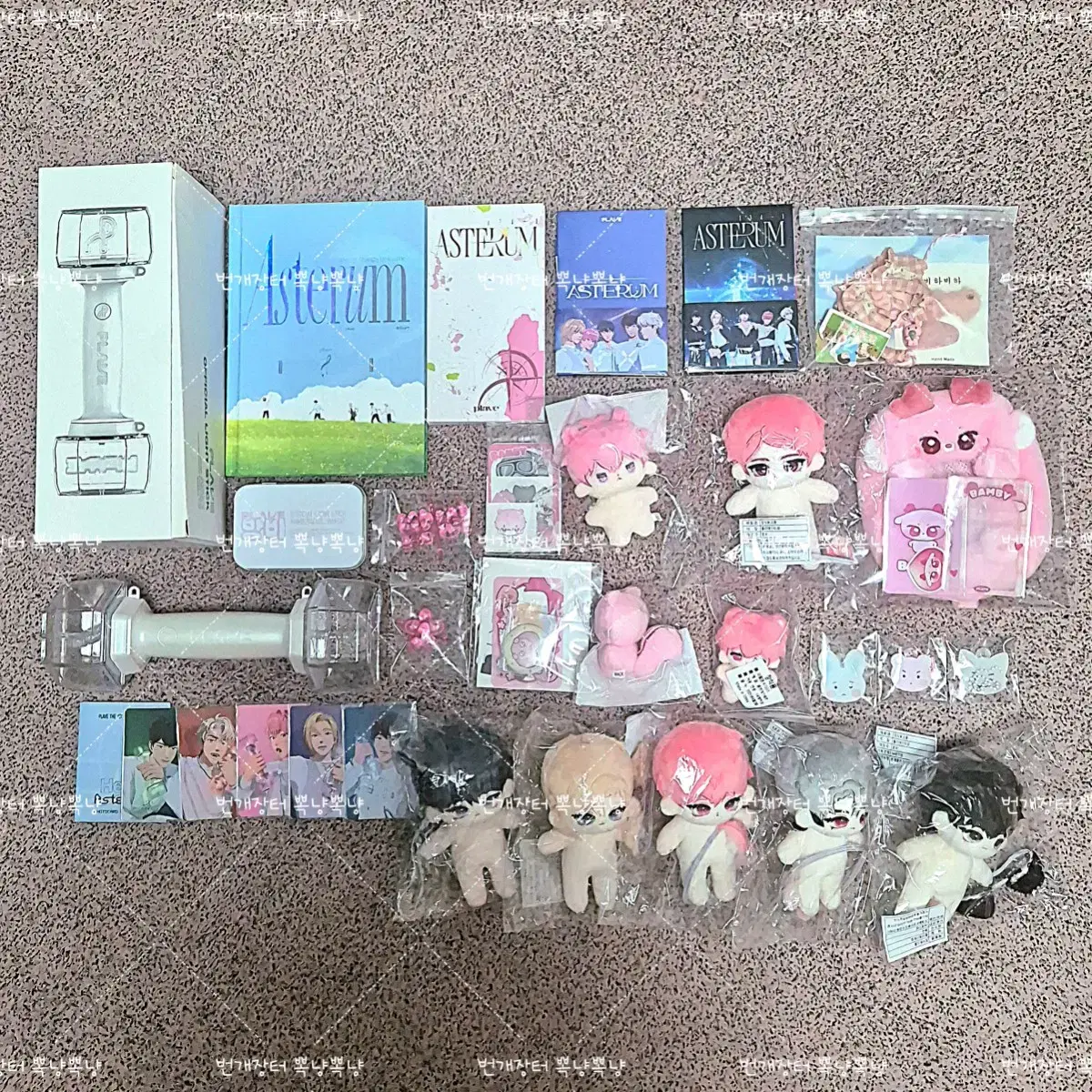 (Below cost) PLAVE official goods, unofficial goods, lightstick parts, album, doll, clothes, keyring, powch