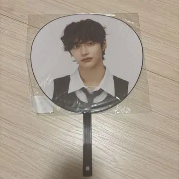 RIIZE RIIZINGDAY 원빈 부채 홀츠 일콘
