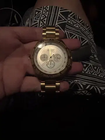 D&G 골드 크로노그래프 손목시계