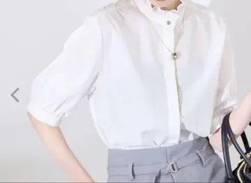 로페피크닉 블라우스