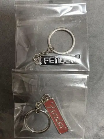 펜더 로고 메탈 키링 2개 세트