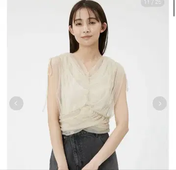 프레이 아이디 튤 레이어드 슬리브리스 티셔츠