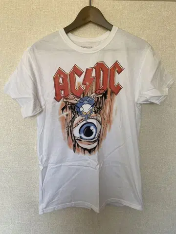 AC/DC 티셔츠