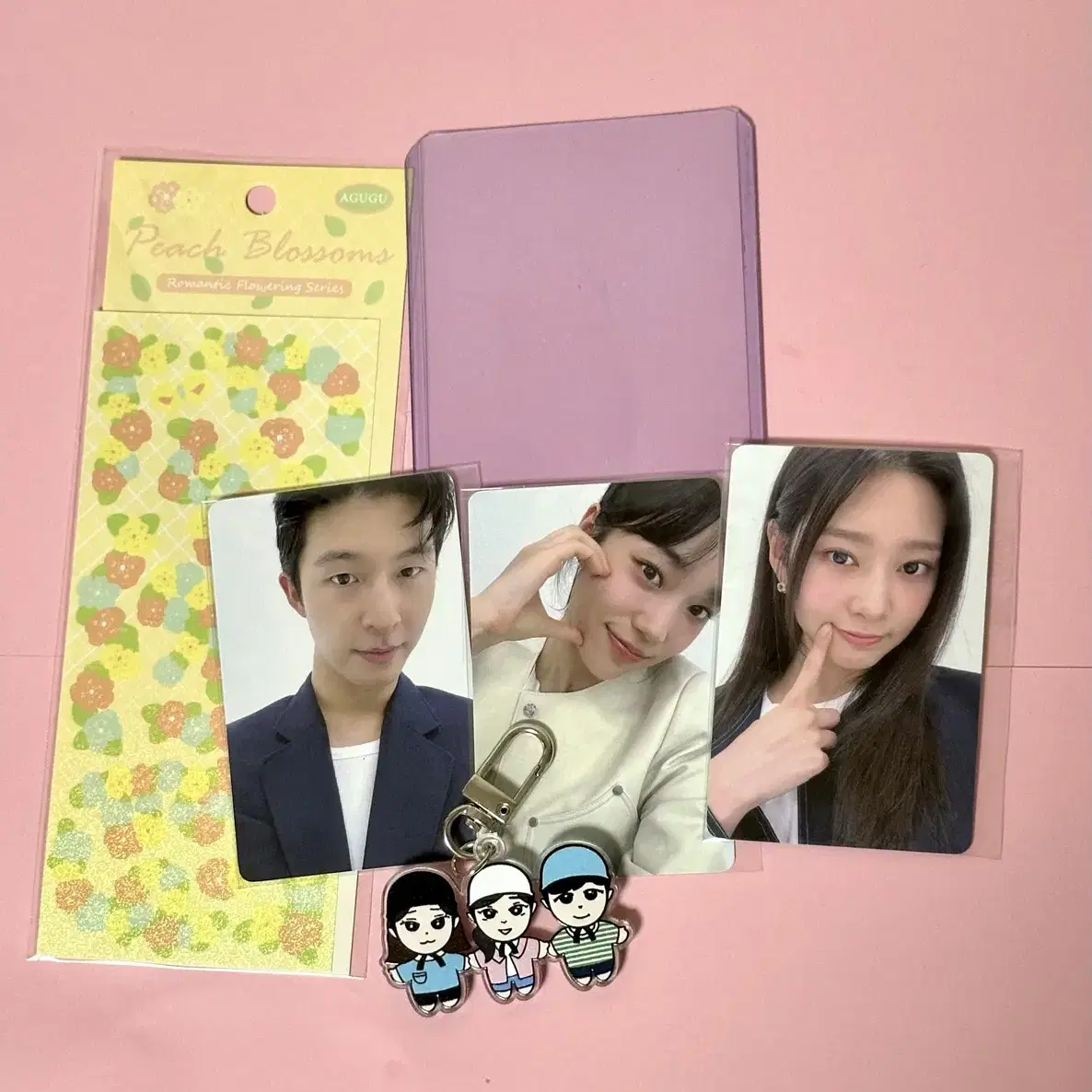 Shop 홍경포토카드 on Bunjang Global Site - No more Korean
