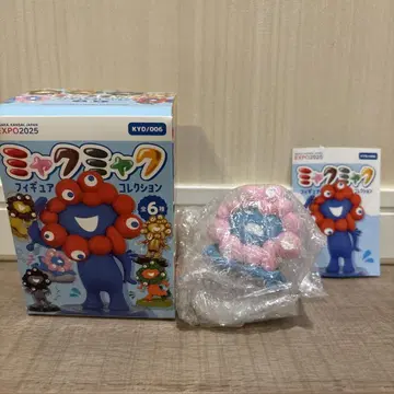 미야쿠미야쿠 피규어 컬렉션