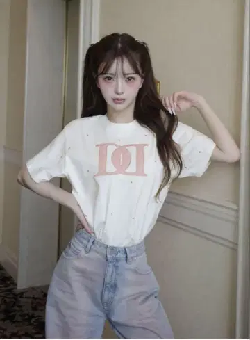 darich 퀼팅 아플리케 비쥬 티셔츠 화이트