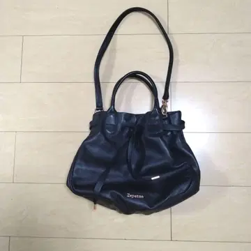 레페토 숄더 백 (블랙)