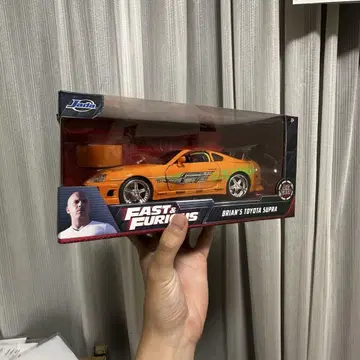 1/24 Jada Brian의 Toyota Supra 오렌지