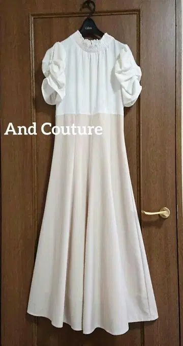 And Couture 백 레이스업 원피스
