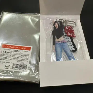 BABYMONSTER 베이비몬 랜덤 사진 참 A 아현